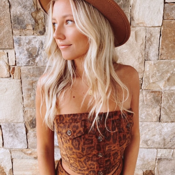 Cheetah Two Piece - Picture 3 of 5